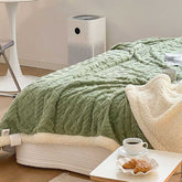 Thick Double Layer Knitted Pattern Bed Blanket | Yedwo Home